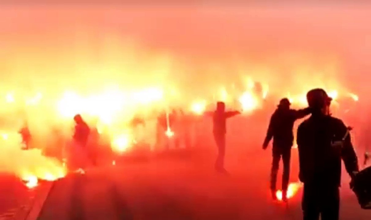 Bhfanaticos korteo