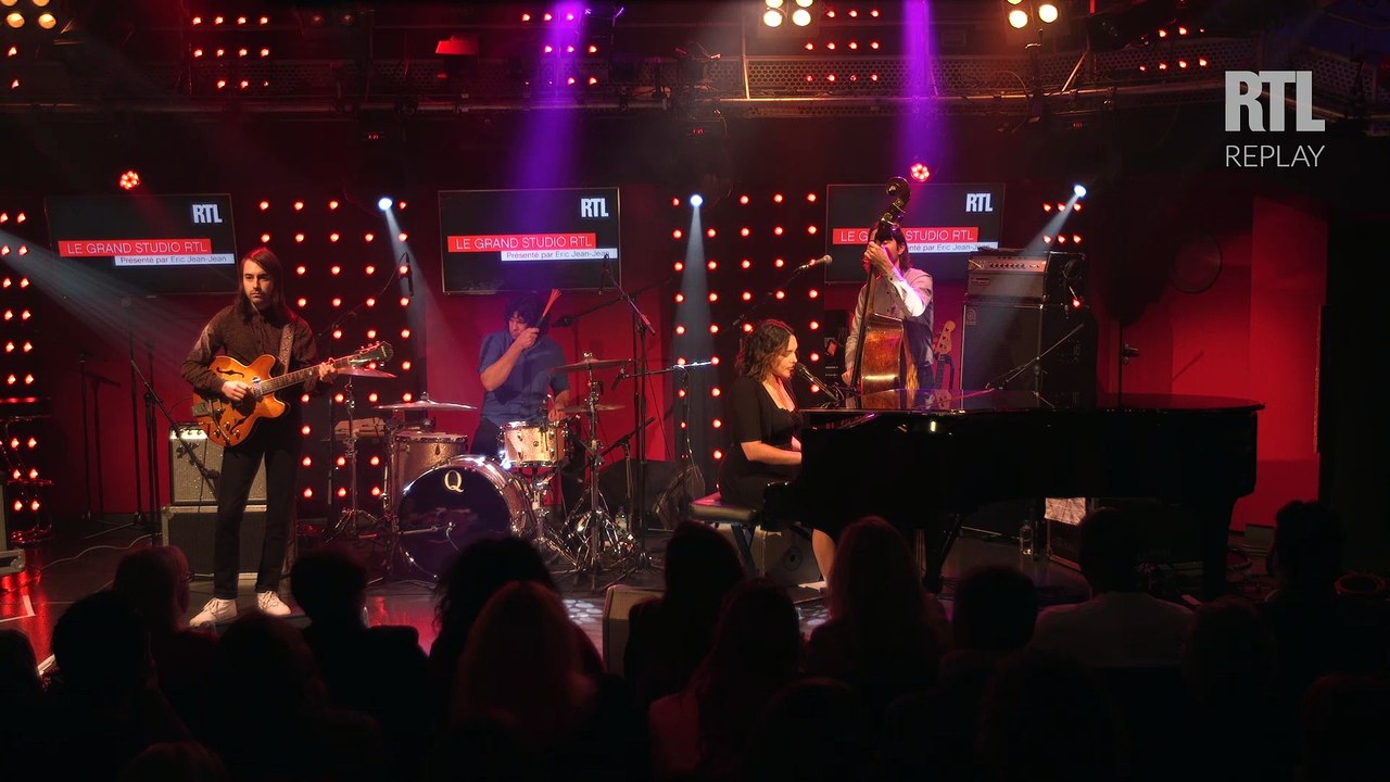 Norah Jones - Carry On dans le Grand Studio RTL