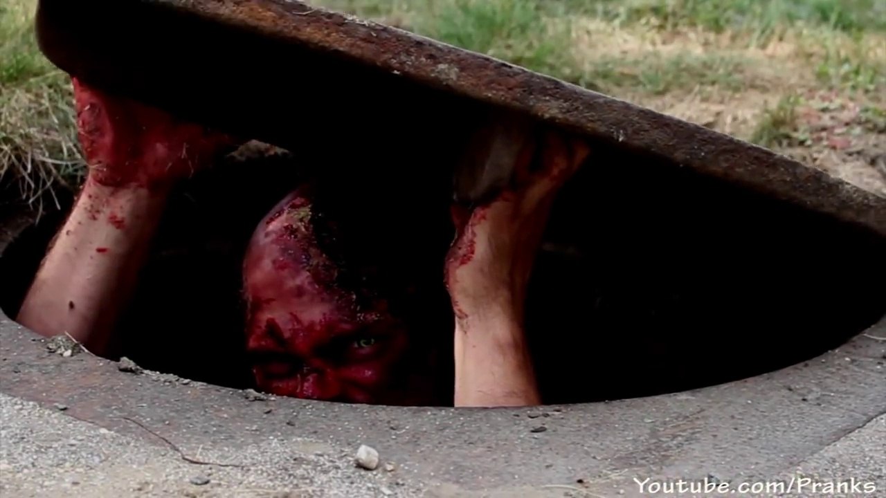 Zombies In Real Life Prank