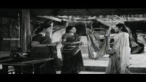 Anthuleni Katha || Jaya Prada & Prasad Babu Superb Comedy Scene || Rajinikanth || Shalimarcinema