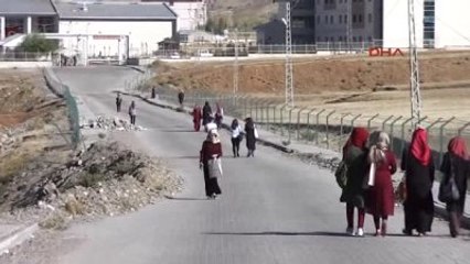 Muş'ta Üniversiteli Kızlar Eylem Yaptı 2
