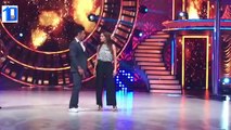 Madhuri Dixit Hot Dance Performance in SYTYCD -||- Madhuri Dixit Hot ASS Press by Lucky Boy