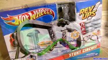 Cars Hot Wheels Rev-Ups Stunt Circuit Track Playset Zero Gravity Cars by Blucollection