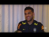 Daniel Alves completa 10 anos de Seleção Brasileira
