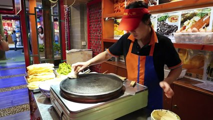 【美食分享】北京煎饼 - "Jian Bing" Chinese Traditional Crepe delicious!