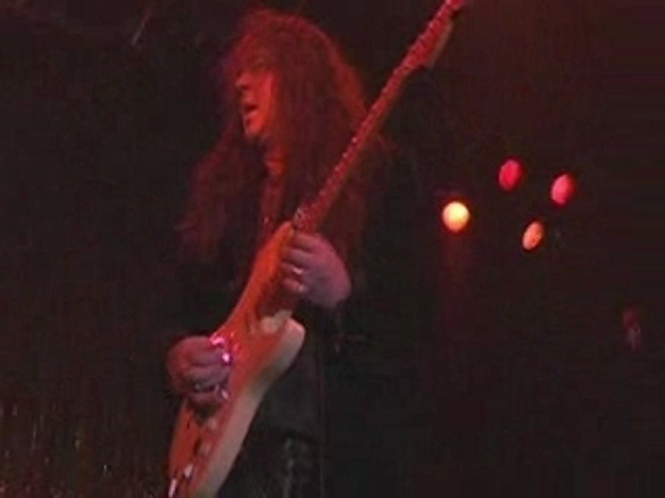 15 - g3 - keep on rockin'in a free world