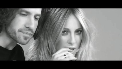 Marie-Mai - Jamais trop tard (en duo avec Jonas) - Web clip