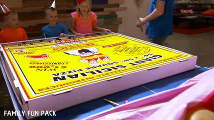 WORLD'S LARGEST PIZZA