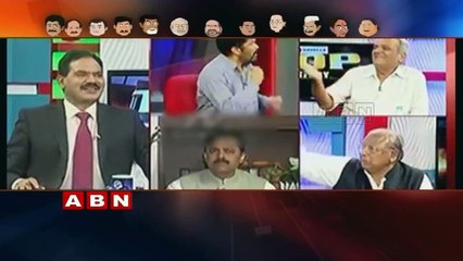 Running Commentary | Posani Krishna Murali And V.Hanumantha Rao Fighting