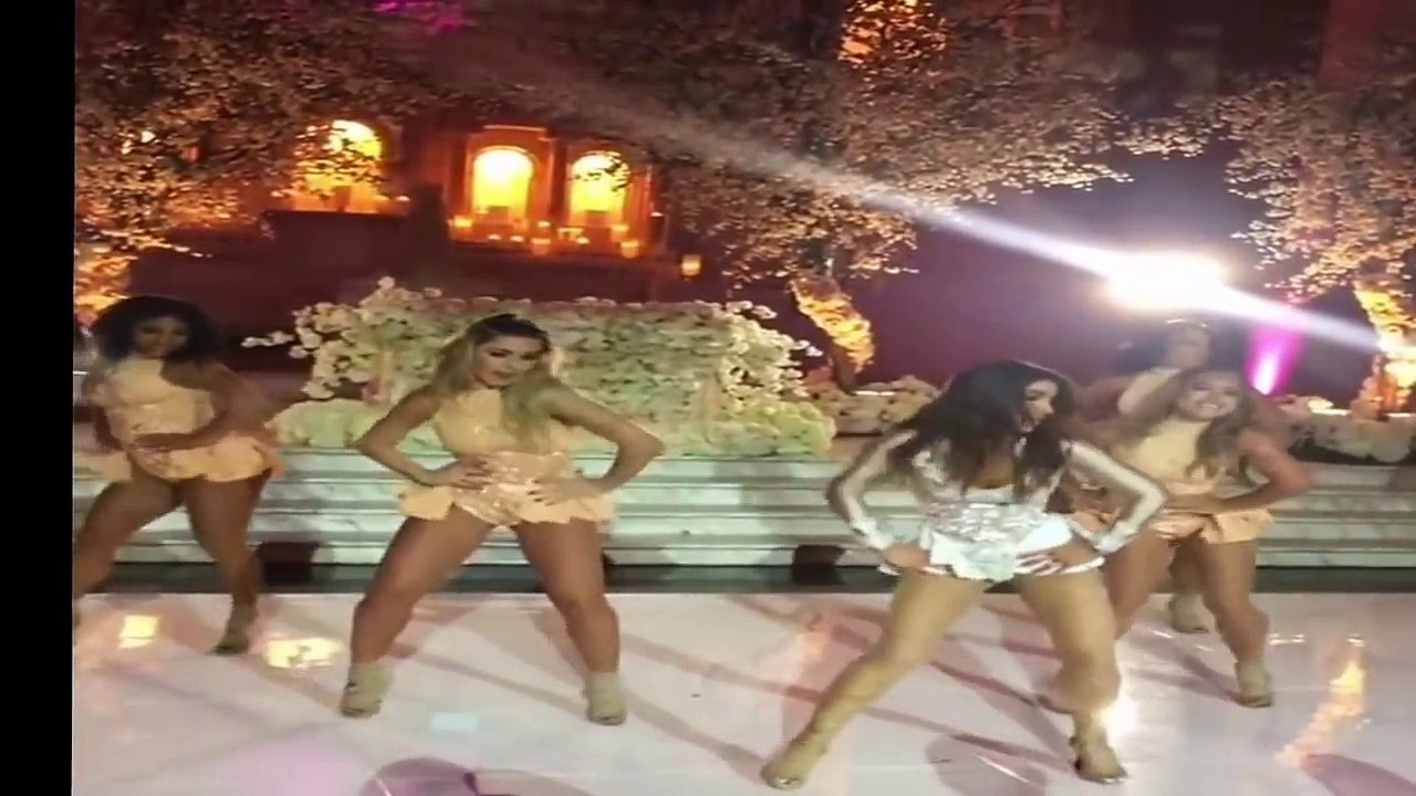 Melissa Molinaro Wedding Dance Sexy Video (►HD)