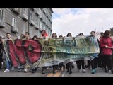 Napoli - Studenti in piazza contro la 