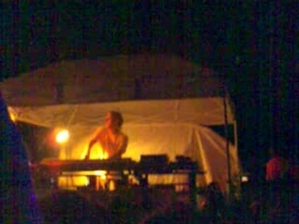 david guetta a l'effet mer 14 aout 2007