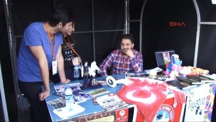 Erzurum Kadem Gençlik Fuarında Protokolün Ok Atma Yarışı