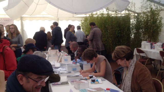 Les journalistes rencontrent les lecteurs au salon du livre