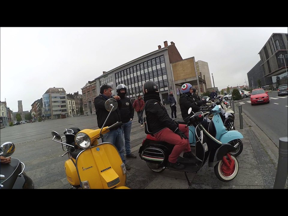 vespa bourdon 08102016