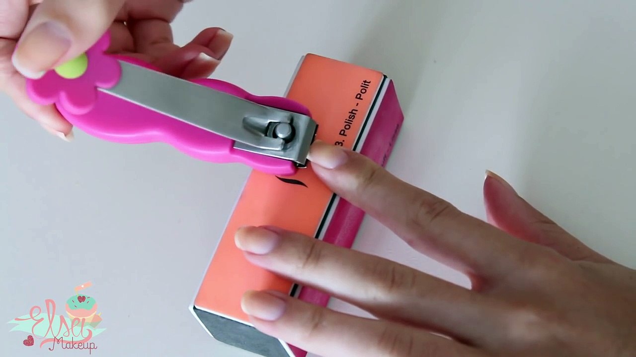 Comment appliquer son vernis parfaitement ?