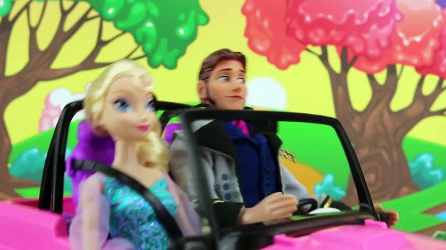 Anna Kidnaps Elsa. Or Was it Frozen Hans? DisneyToysFan