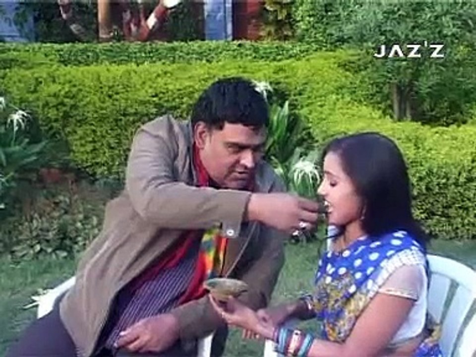 Hole Hole Re Chalo - hamaarbhojpuri Hot Holi Song -Dinesh Lal Yadav Nirhuaa