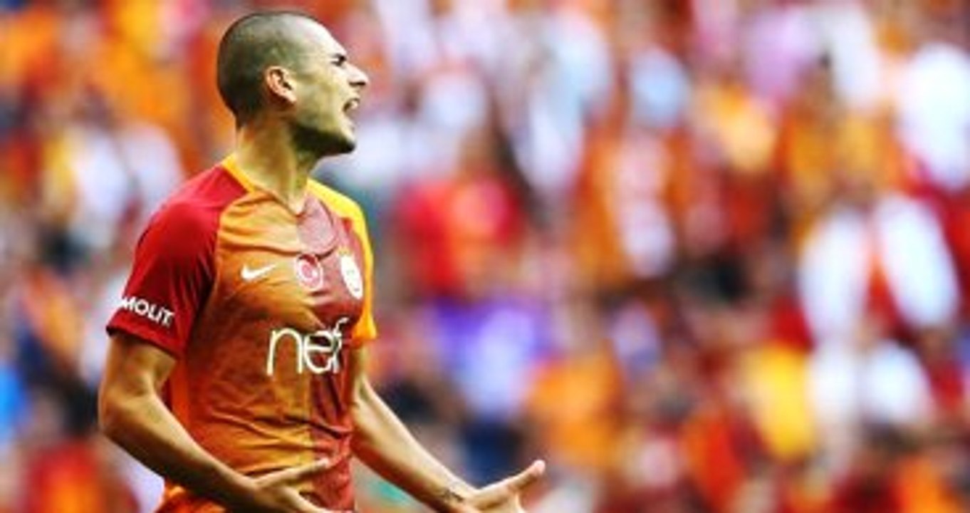 Galatasaraylı Eren Derdiyok, Milli Takımda Sakatlık Geçirdi