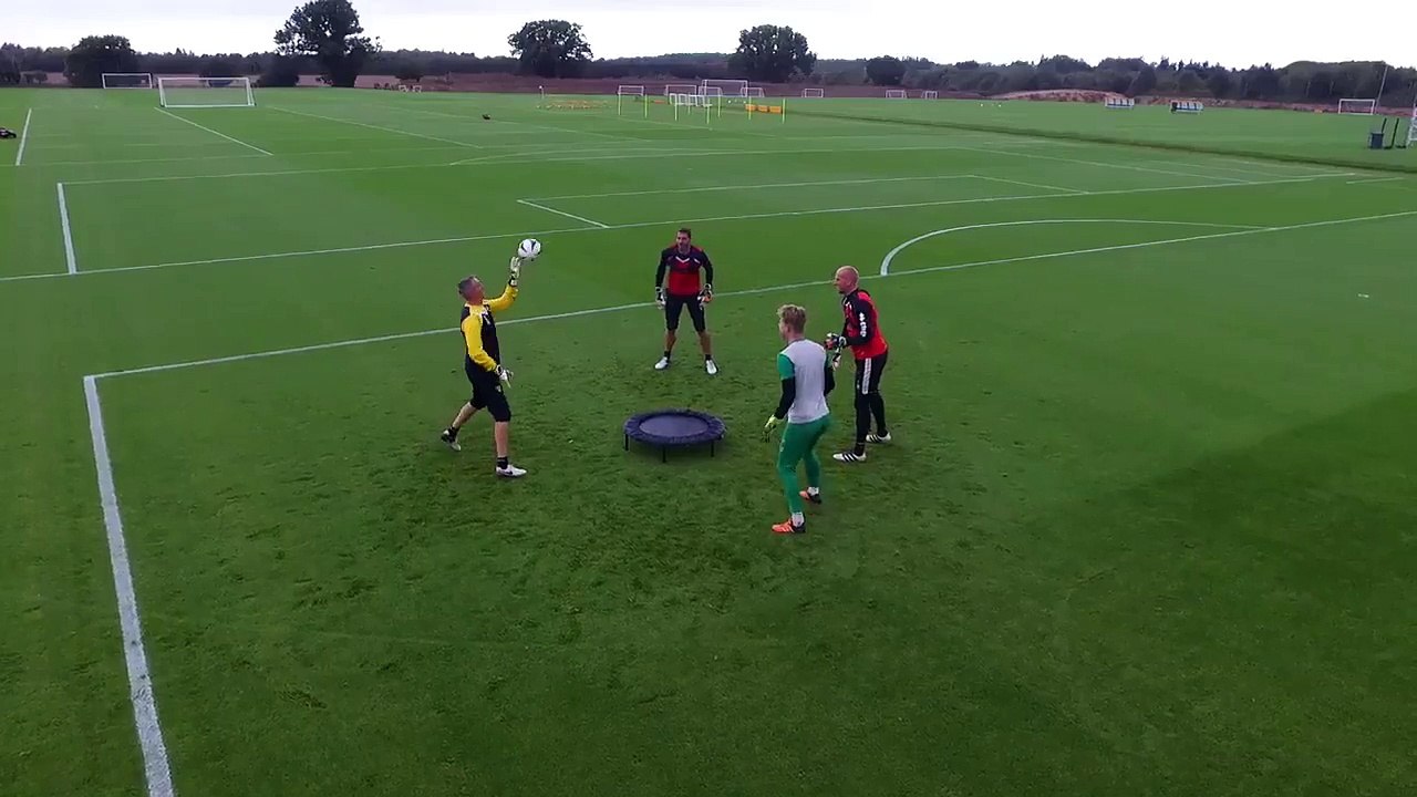goalkeepers Original training  "Norwich"