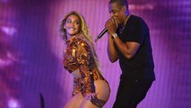 Beyonce Gets Flirty with Jay Z on Stage in Final Tour Performance