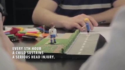 Lego Hair Helmet : le casque de vélo le plus original de l'année !