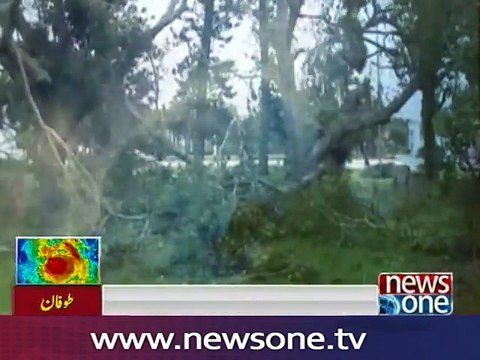 Hurricane Matthew lashes Florida, Georgia, South Carolina