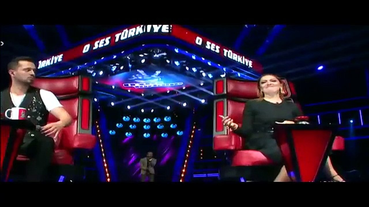 O Ses Türkiye 'Louis Idiagbonya' (Uptown Funk) 08.10.2016