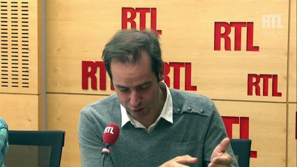 Download Video: Tanguy Pastureau : Karine Le Marchand flatte la croupe des politiques