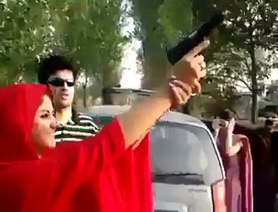 girl firing