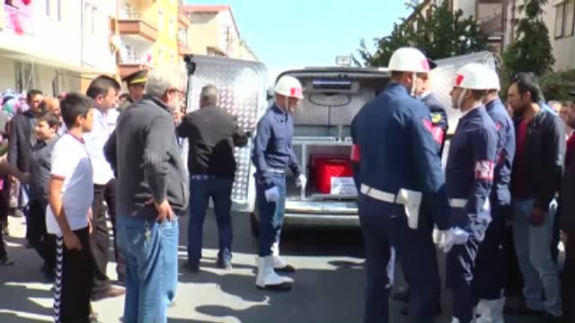 Çukurca'da Şehit Olan Sözleşmeli Piyade Er Hamamcı'nın Cenaze Namazı