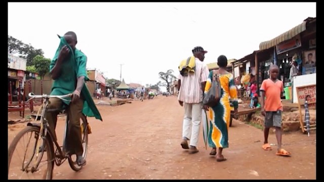 Ouganda/Reine des échecs: Un passeport pour quitter le bidonville