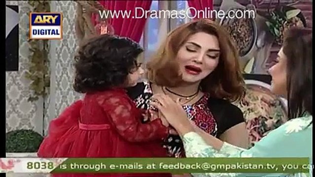 See How Fiza Ali's Daughter is Apologizing After Slapping Her Mother in a Live Show ??