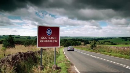 Los Intrusos (White Settlers) (2014) - Trailer Español