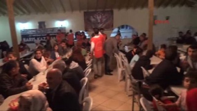 Hdp Eşbaşkanı Yüksekdağ Alevi Vatandaşlarla Oruç Açtı