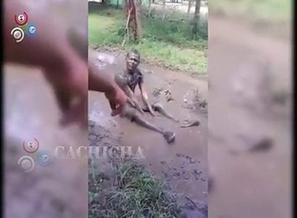 El supuesto entrenamiento de un policia municipal en santiago