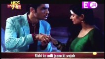 Kasam Tere Pyaar Ki 11th October 2016 News - Rishi Ne Tanuja Ko Lagaya Gale