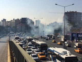Ankara'da Anma Etkinliğine Giden Gruba Polis Müdahalesi