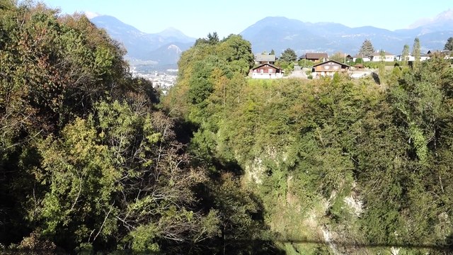 Passerelle sur la Vièze (Monthey, Valais, Suisse)