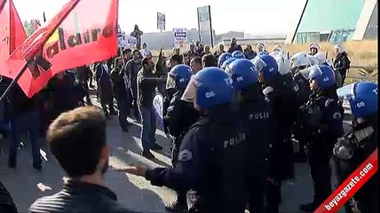 Ankara Garı’na yürümek isteyen gruba polis müdahale etti