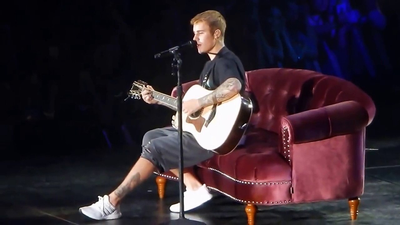 Justin Bieber - Fast Cars(LIVE Purpose World Tour @Belgium, Oct 06)