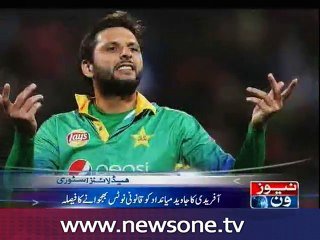 Afridi mulls legal action against Javed Miandad