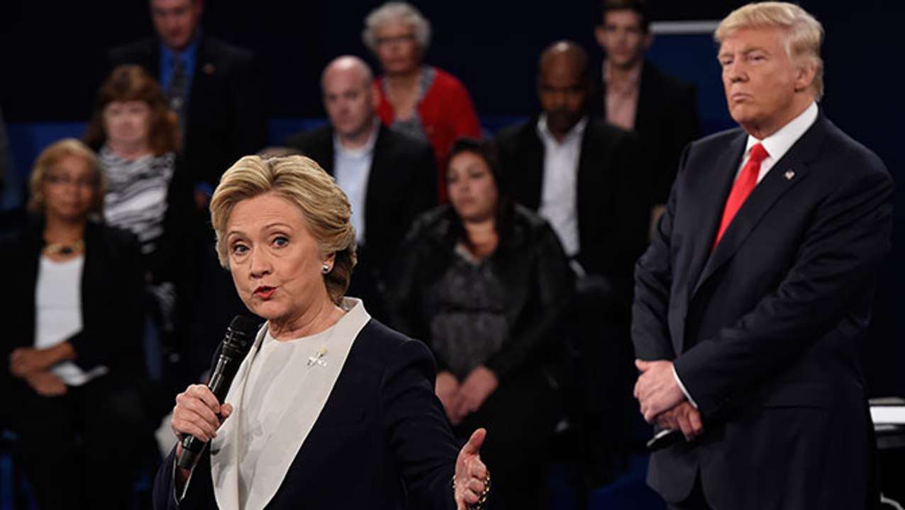 Trump and Clinton, Samsung