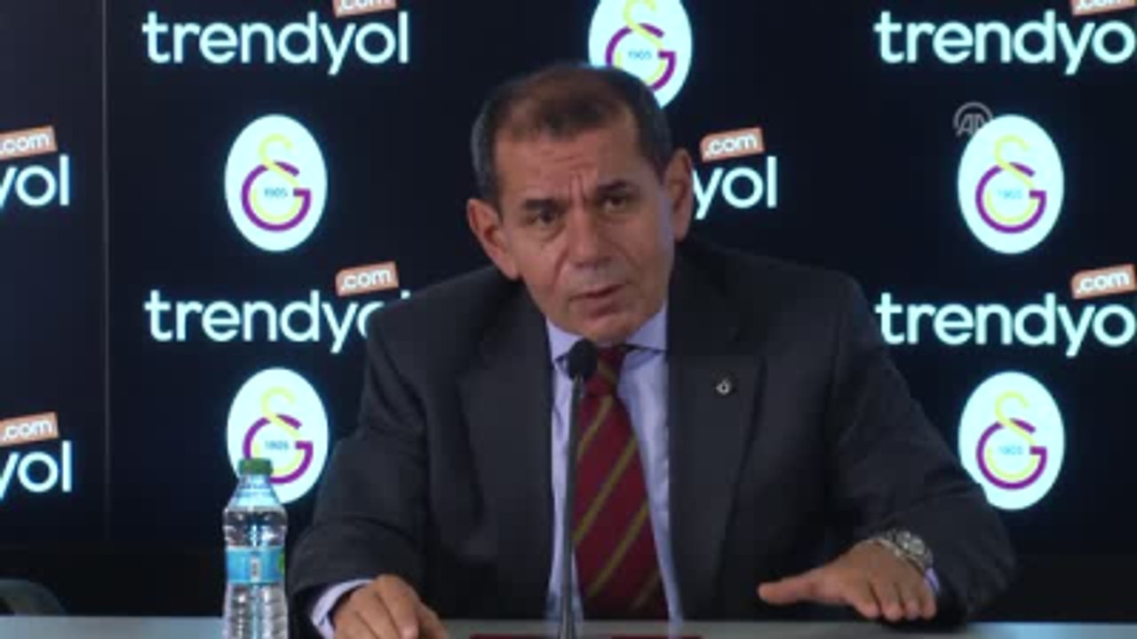 Galatasaray Kulübü Başkanı Özbek, Gazetecilerin Sorularını Yanıtladı (2)