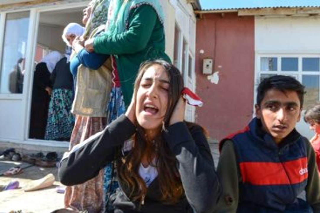 AK Parti İlçe Başkan Yardımcısının Kızı: Gözümün Önünde Babamı Vurdular