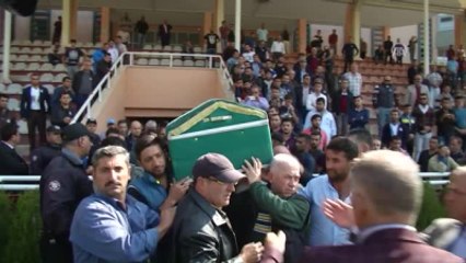 Jokey Ömer Kaya İçin Tören