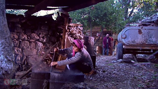 مسلسل-ضيعة ضايعة-الجزء-الثاني-ـ-الحلقة-8-سقوط-أم-الطنافس