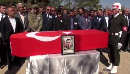 Download Video: Şehit Jandarma Er Eyüp Hacıoğlu Son Yolculuğuna Uğurlandı