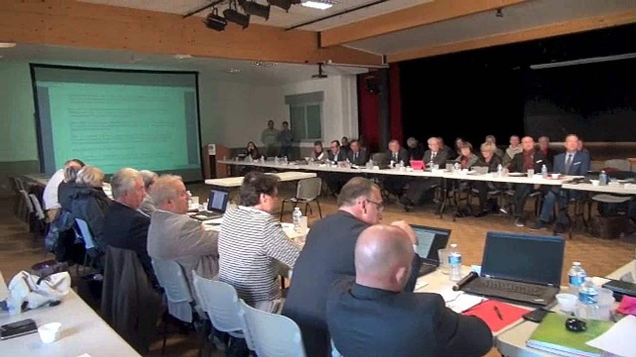 CC de l'Auxerrois : polémique sur le prix d'achat des actions de Yonne Équipement détenues par le CD 89