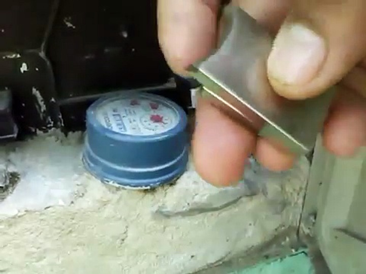 Trucar Contador De Agua Con Alambre como parar un contador de agua con iman - Vídeo Dailymotion